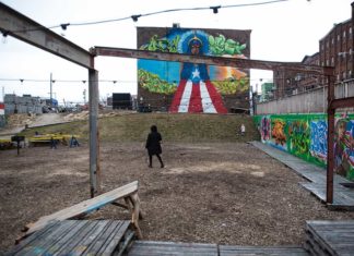 Coronavirus: Líderes comunitarios en Filadelfia toman acción sobre la falta de actualizaciones que no esten en ingles.