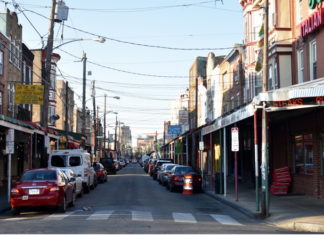 ¿Ayuda? ¿Dónde? ¿Ayuda? ¿Dónde?