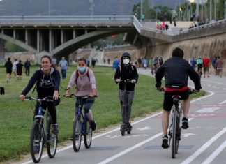 Las ventas de autos y bicicletas podrán ser presenciales.