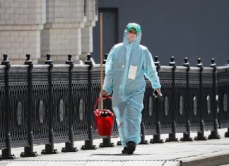 Los casos globales ascienden a 3,26 millones, sin indicios de ralentización