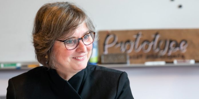 20190624-first-lady-frances-wolf-smiling