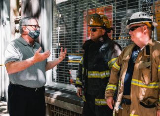 Uso obligatorio en Filadelfia de máscaras o cobertores faciales.