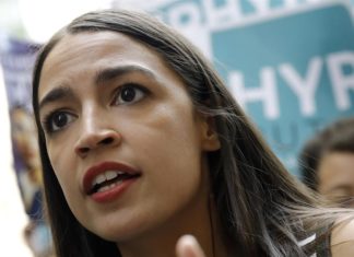 Congresista Ocasio Cortez lanza su campaña de cara a primarias demócratas.