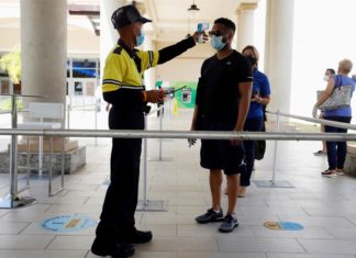 Ahora los centros comerciales