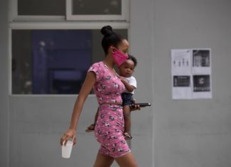 Imponen multas de hasta 1.724 dólares por no usar mascarilla