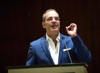 Candidato opositor a la Presidencia en República Dominicana da positivo en COVID