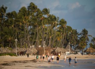 R.Dominicana está «lista» para reabrir el turismo el 1 de julio.