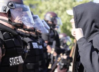 Disputas por las decisiones en la alcaldía de Minneapolis