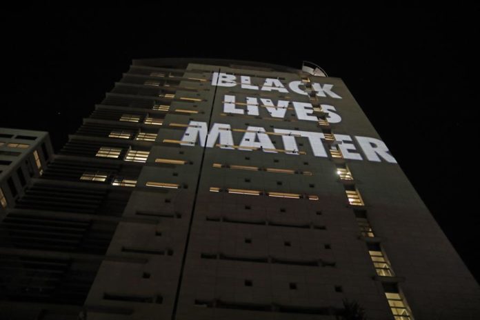 98a1fc59f29145e8234614c8ee7b5d62f8d823d4w (1)