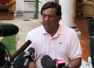 Diplomático estadounidense se reúne con Maduro sin lograr propósito de misión