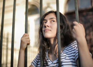 Detengamos nuestra violencia