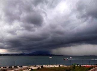 Tormentas Josephine y Kyle avanzan por el Atlántico sin suponer amenaza.