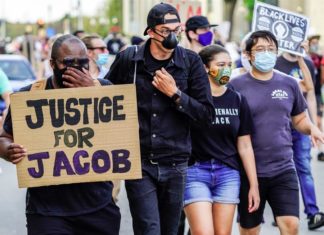 Jacob Blake sufre de parálisis en parte inferior de cuerpo luego de ser herido por policías