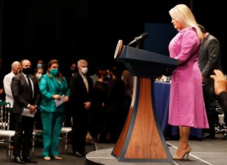 Complicado panorama en Puerto Rico tras primarias perdidas por la gobernadora