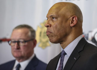 El plan de reapertura de las escuelas de Filadelfia se suspende después de una protesta: «No deberíamos tener que enseñarle a los estudiantes la muerte»