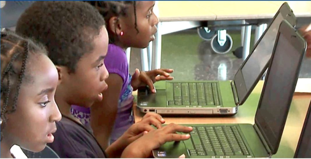 Educacion Diversificacion Hergit Llenas