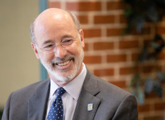 10.5 millones para ayudar a reanudar los centros de educación profesional y técnica