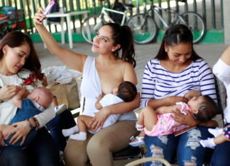 ¿Deben las madres con COVID-19 amamantar a sus bebitos?