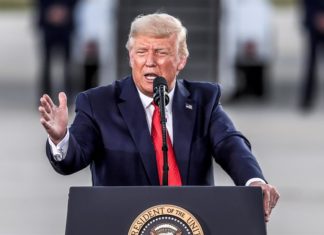 Trump responde a Michelle Obama que sin su marido él no sería presidente