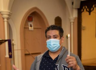 Poco más del 50% de hispanos se siente seguro de ir a un templo religioso