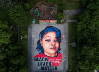 Descartan acusar de asesinato a los policías que mataron a Breonna Taylor