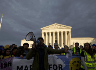 Tribunal federal falla por acabar con el TPS