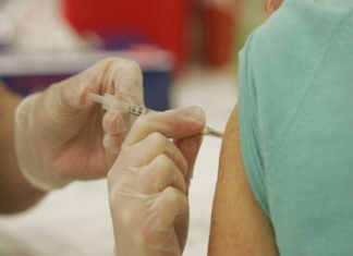 “No es solo sobre el COVID”, prepárese para el otoño con una vacuna contra la gripe, instan los médicos