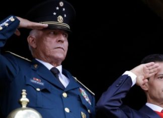 Arrestan en EE.UU. a exjefe del Ejército de México