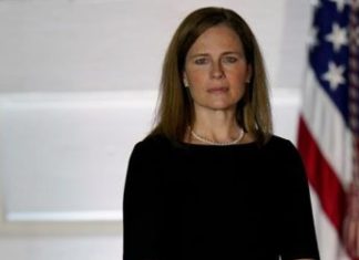 Amy Coney Barrett jura como la jueza número 103 de la Corte Suprema