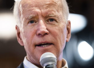 Biden llama a «sacar» a Trump para acabar con su agenda antiinmigrante