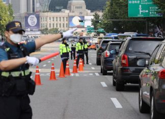 Corea del Sur multará desde noviembre por no llevar mascarilla en público