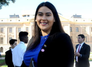 Lanzan recurso de educación sexual bilingüe para latinos