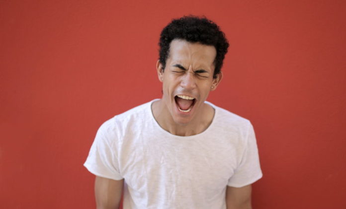 pexels-andrea-piacquadio-3799830