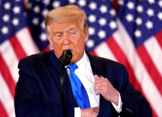 Campaña de Trump anuncia acciones legales en Pennsylvania