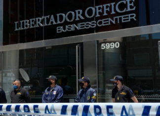 Allanan casa y oficina de médico de Maradona