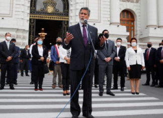 Celebración y pedidos de justicia: Perú reacciona a elección de Sagasti como mandatario