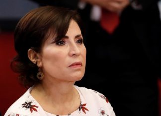 Le pisan los talones a EPN