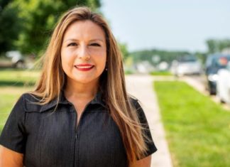 Elizabeth Guzmán busca ser la primera latina como vicegobernadora de Virginia