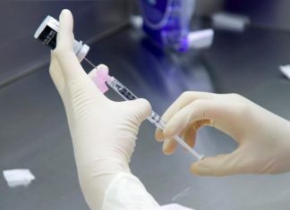 EE.UU. supera los 330.000 fallecidos por la covid-19