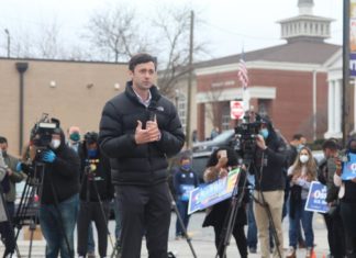 Demócratas apuntan al voto latino en los comicios clave al Senado en Georgia