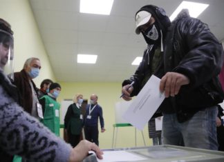 Inmigrantes naturalizados podrían determinar resultado de elección en Georgia