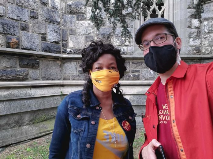 Oneita and Clive Beat their Deportation Photo 2