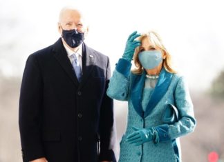 Jill Biden, primera dama, maestra trabajadora y doctora