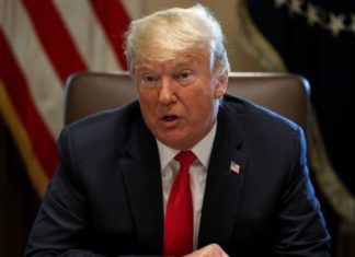 Trump sembró narrativa falsa de que indocumentados no cumplen con tribunales