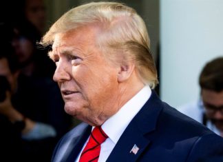 Trump está considerando indultarse a sí mismo, según The New York Times