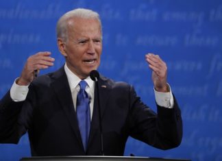 Biden celebra que Trump no vaya a su investidura, pero no pide su destitución