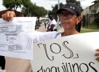 Latinas encaran la otra pandemia, la del «virus» de no poder pagar la renta