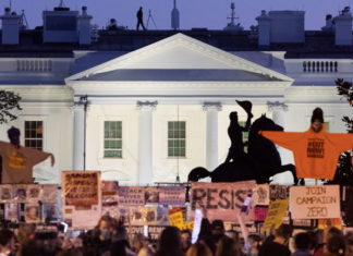 Protestas a nivel nacional exigen destituir a Trump