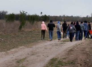 Orden judicial no impide la moratoria de las deportaciones, dicen activistas