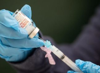 EE.UU. comprará 200 millones de dosis adicionales de vacunas contra covid-19